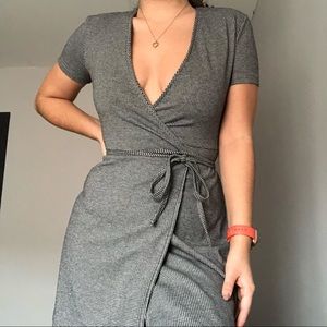 Midi houndstooth pattern cross over tie dress